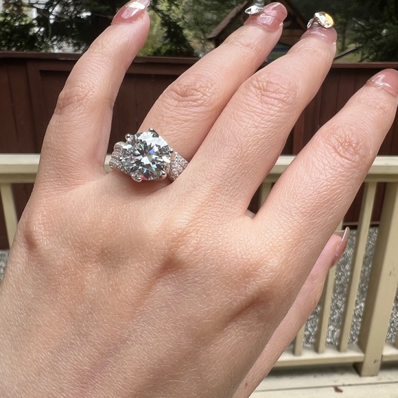 New Moissanite Engagement Luxury Ring 5CT, 18K White Gold Plated Sterling Silver - Picture 8 of 17
